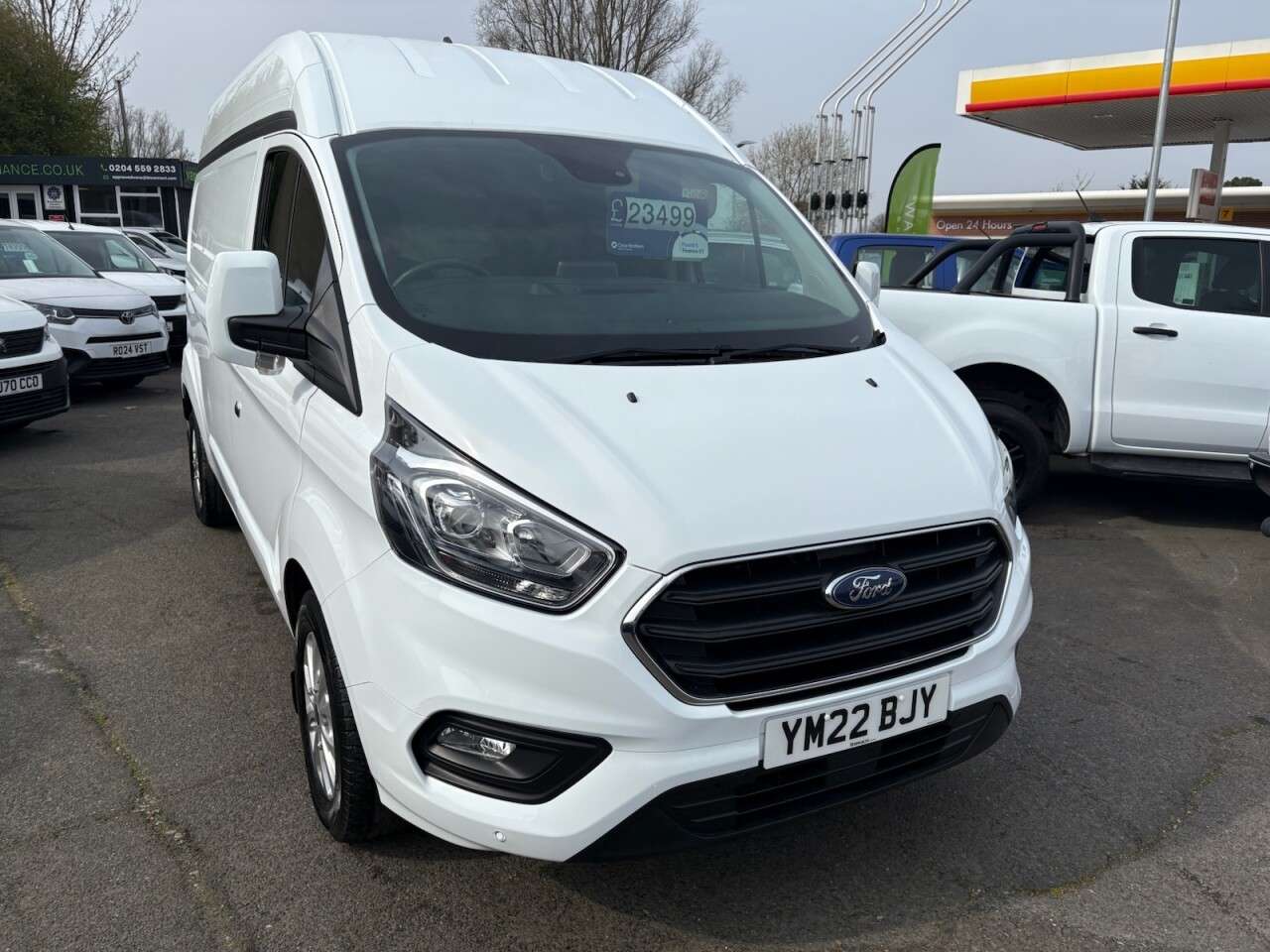 A 2022 FORD TRANSIT CUSTOM White 2.0 EcoBlue Euro 6 panel van, 10,400 miles, ULEZ compliant, 6-Speed m A 2022 FORD TRANSIT CUSTOM White 2.0 EcoBlue Euro 6 panel van, 10,400 miles, ULEZ compliant, 6-Speed m