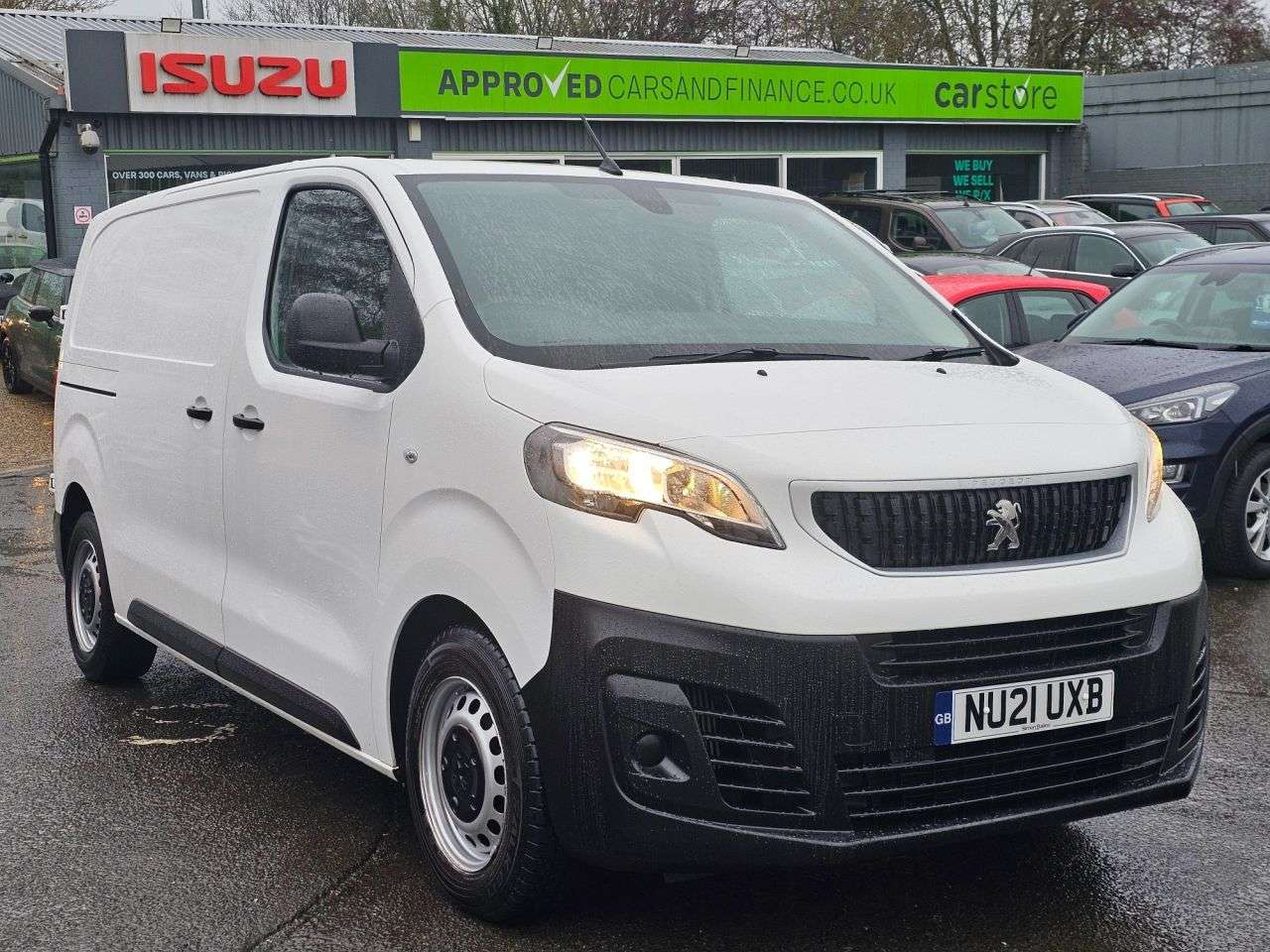 A 2021 PEUGEOT EXPERT White 1.5 BlueHDi Euro 6 panel van, 53,000 miles, ULEZ compliant, 6-Speed m A 2021 PEUGEOT EXPERT White 1.5 BlueHDi Euro 6 panel van, 53,000 miles, ULEZ compliant, 6-Speed m