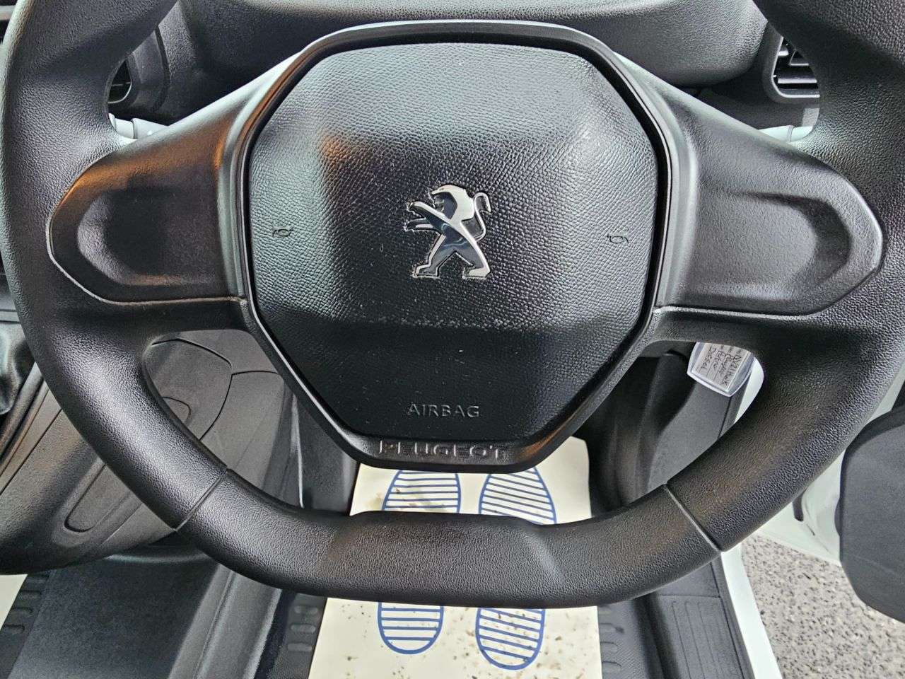 2021 PEUGEOT PARTNER 2021 PEUGEOT PARTNER