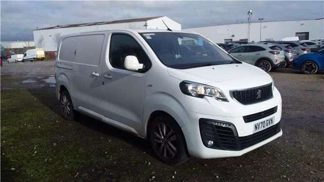 A 2020 PEUGEOT EXPERT White 2.0 BlueHDi Euro 6 panel van, 66,900 miles, ULEZ compliant, Automatic A 2020 PEUGEOT EXPERT White 2.0 BlueHDi Euro 6 panel van, 66,900 miles, ULEZ compliant, Automatic