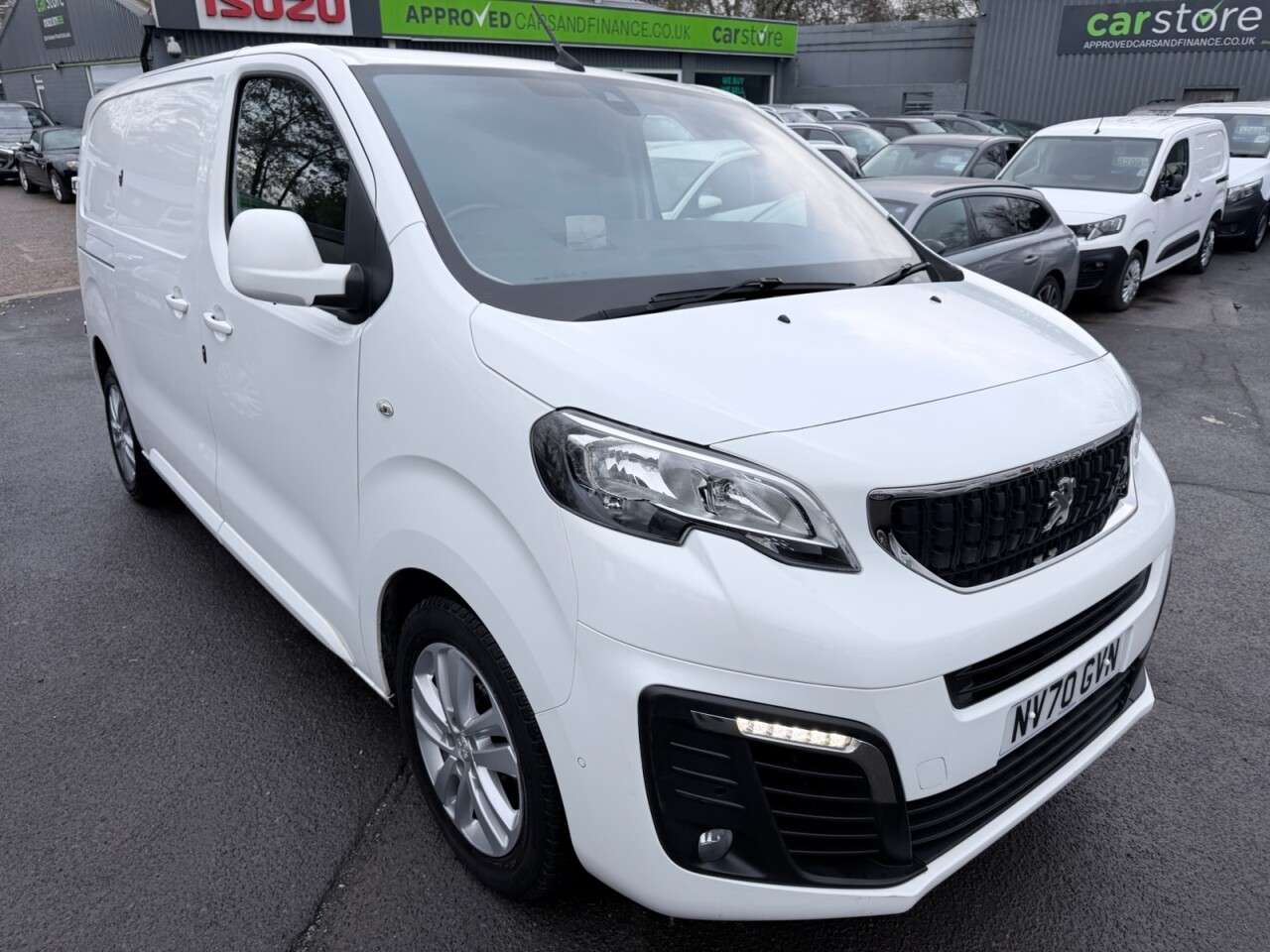 A 2020 PEUGEOT EXPERT White 2.0 BlueHDi Euro 6 panel van, 66,900 miles, ULEZ compliant, Automatic A 2020 PEUGEOT EXPERT White 2.0 BlueHDi Euro 6 panel van, 66,900 miles, ULEZ compliant, Automatic