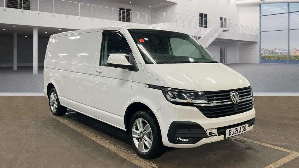 A 2021 VOLKSWAGEN E-TRANSPORTER White E 110 37.3kWh electric panel van, 17,600 miles, ULEZ compliant, Autom A 2021 VOLKSWAGEN E-TRANSPORTER White E 110 37.3kWh electric panel van, 17,600 miles, ULEZ compliant, Autom