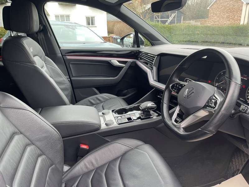 2021 VOLKSWAGEN TOUAREG 2021 VOLKSWAGEN TOUAREG