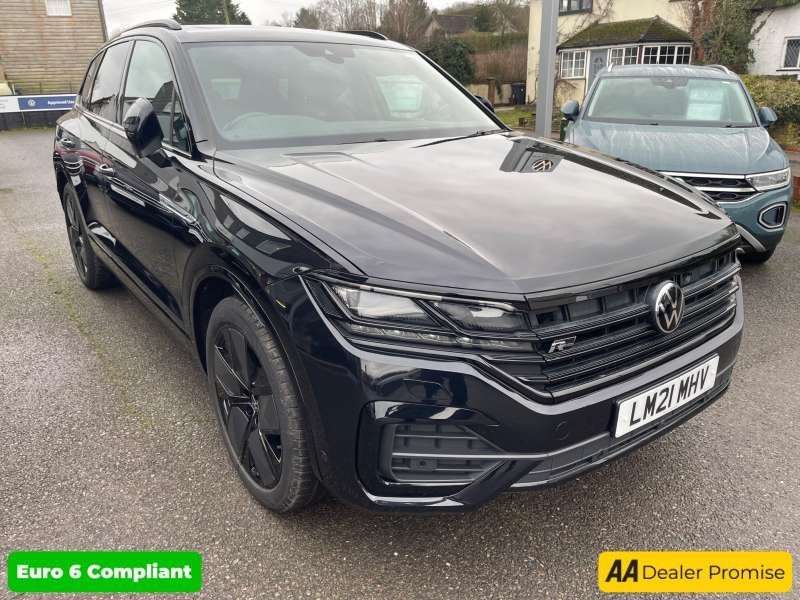 A 2021 VOLKSWAGEN TOUAREG Black 3.0 TDI V6 4Motion Euro 6 SUV, 80,500 miles, ULEZ compliant, Automati A 2021 VOLKSWAGEN TOUAREG Black 3.0 TDI V6 4Motion Euro 6 SUV, 80,500 miles, ULEZ compliant, Automati