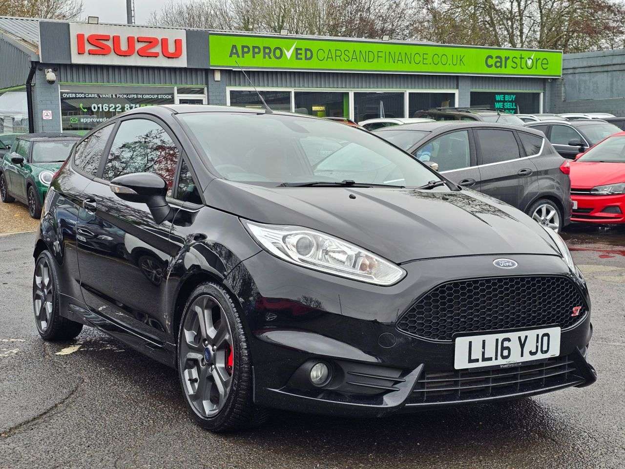 A 2016 FORD FIESTA Black 1.6T EcoBoost ST-3 Euro 6 hatchback, 60,700 miles, ULEZ compliant, 6- A 2016 FORD FIESTA Black 1.6T EcoBoost ST-3 Euro 6 hatchback, 60,700 miles, ULEZ compliant, 6-