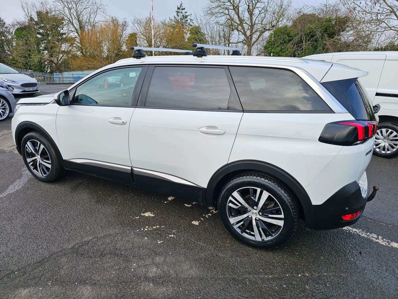 2018 PEUGEOT 5008 2018 PEUGEOT 5008