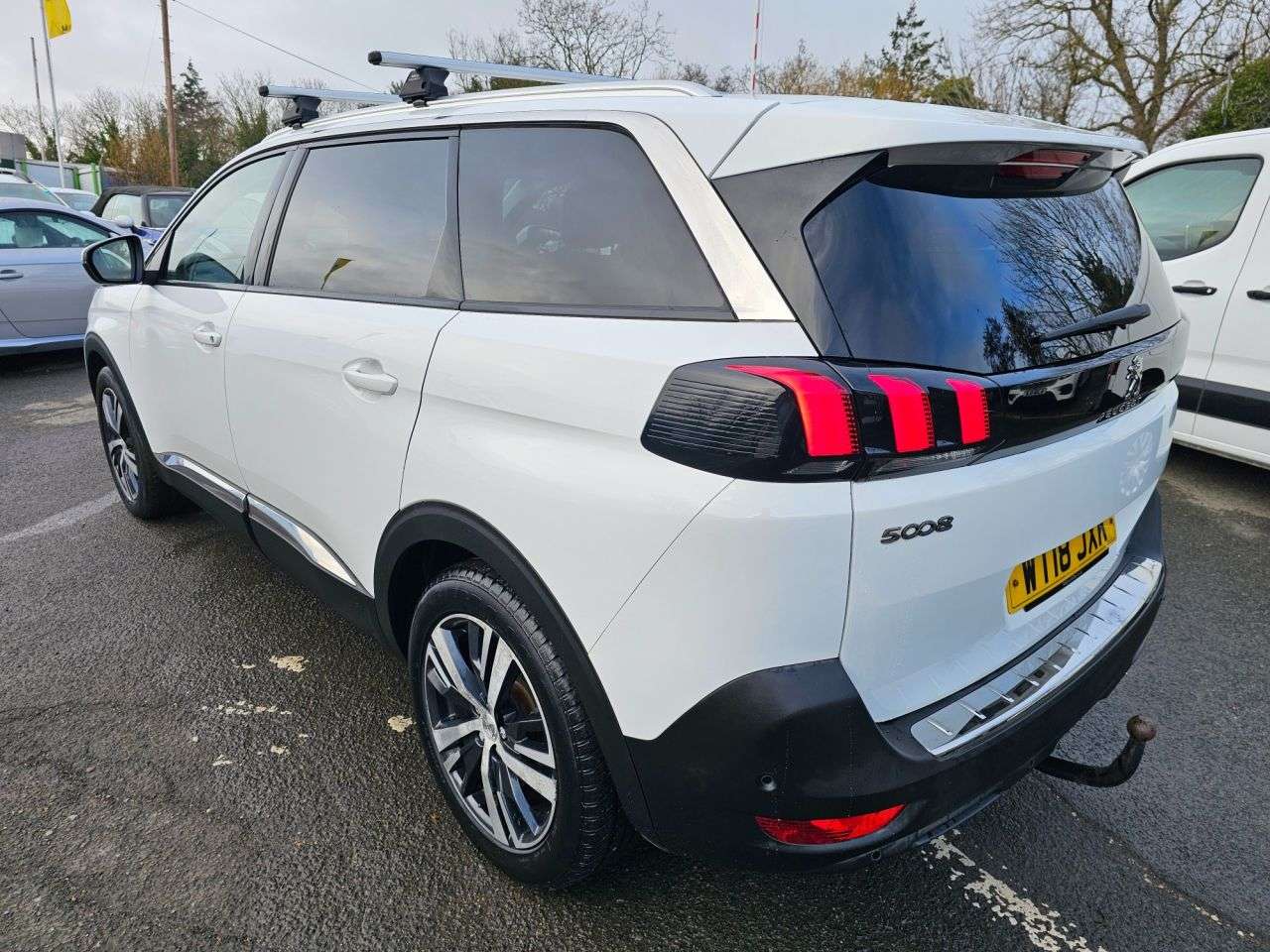 2018 PEUGEOT 5008 2018 PEUGEOT 5008