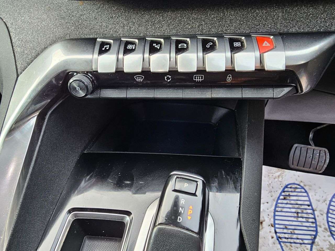 2018 PEUGEOT 5008 2018 PEUGEOT 5008