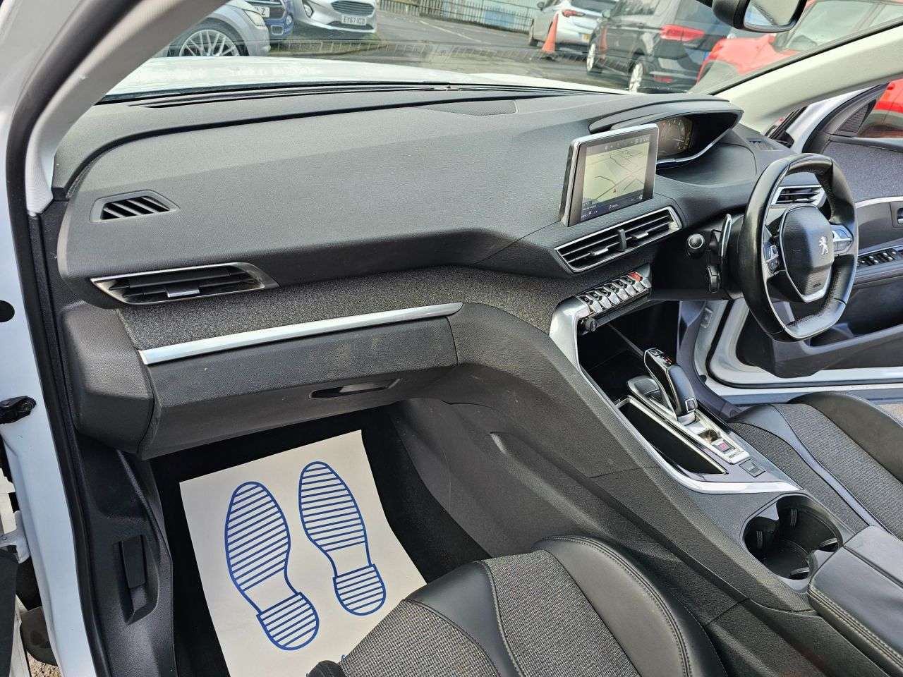 2018 PEUGEOT 5008 2018 PEUGEOT 5008