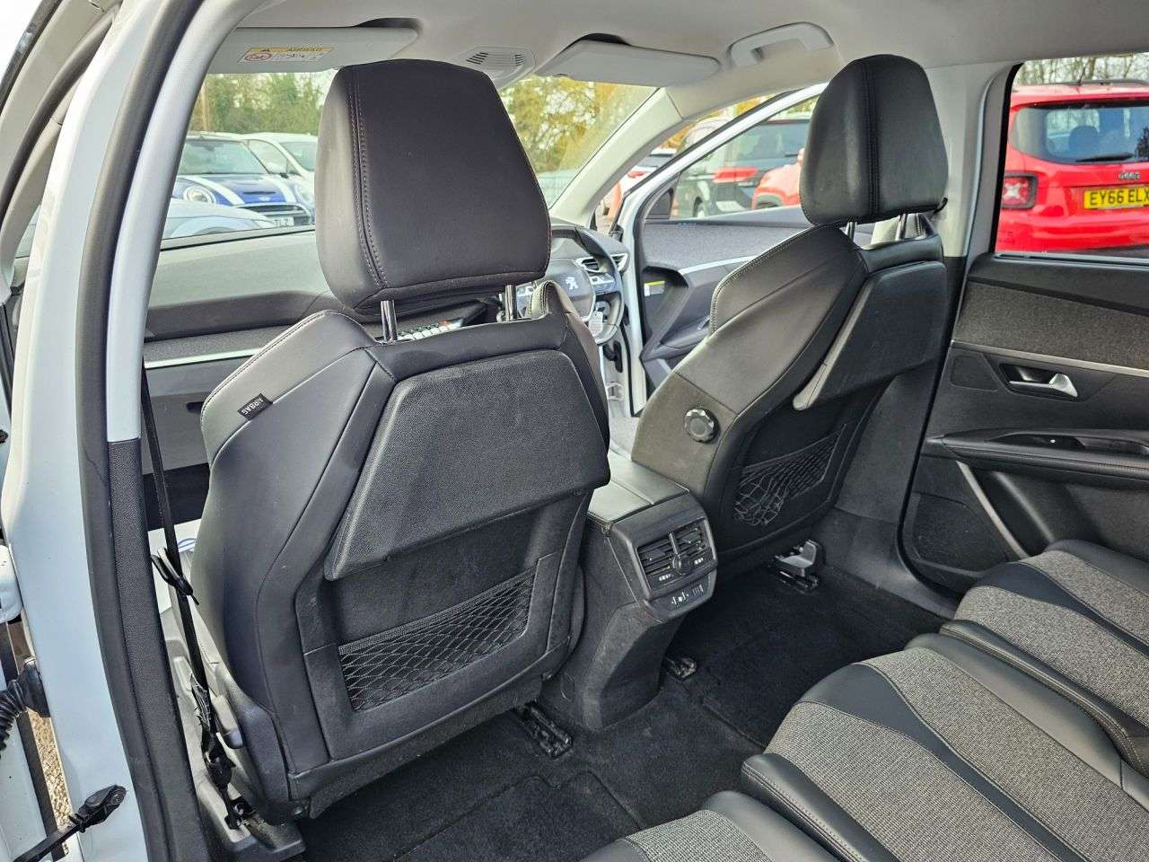 2018 PEUGEOT 5008 2018 PEUGEOT 5008