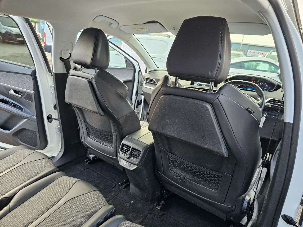 2018 PEUGEOT 5008 2018 PEUGEOT 5008