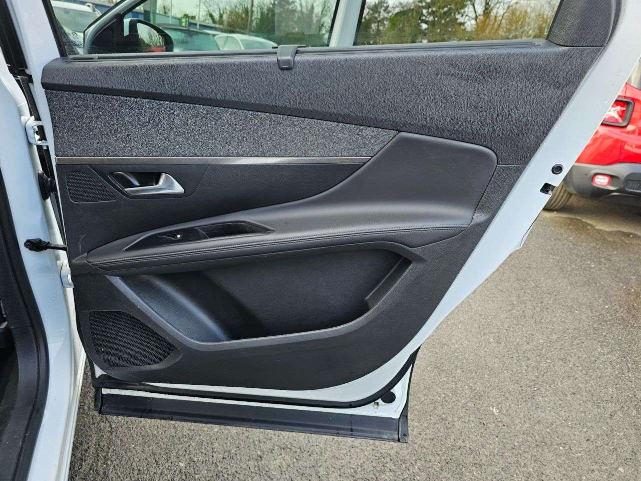 2018 PEUGEOT 5008 2018 PEUGEOT 5008