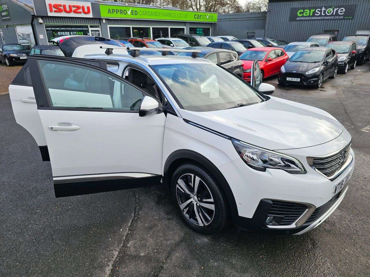 2018 PEUGEOT 5008 2018 PEUGEOT 5008