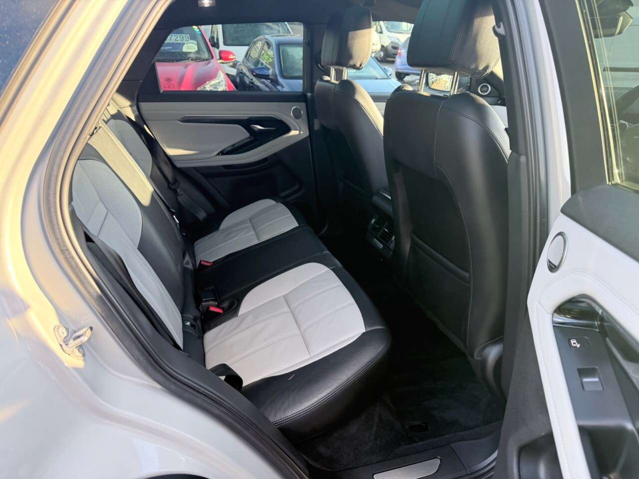 2019 LAND ROVER RANGE ROVER EVOQUE 2019 LAND ROVER RANGE ROVER EVOQUE