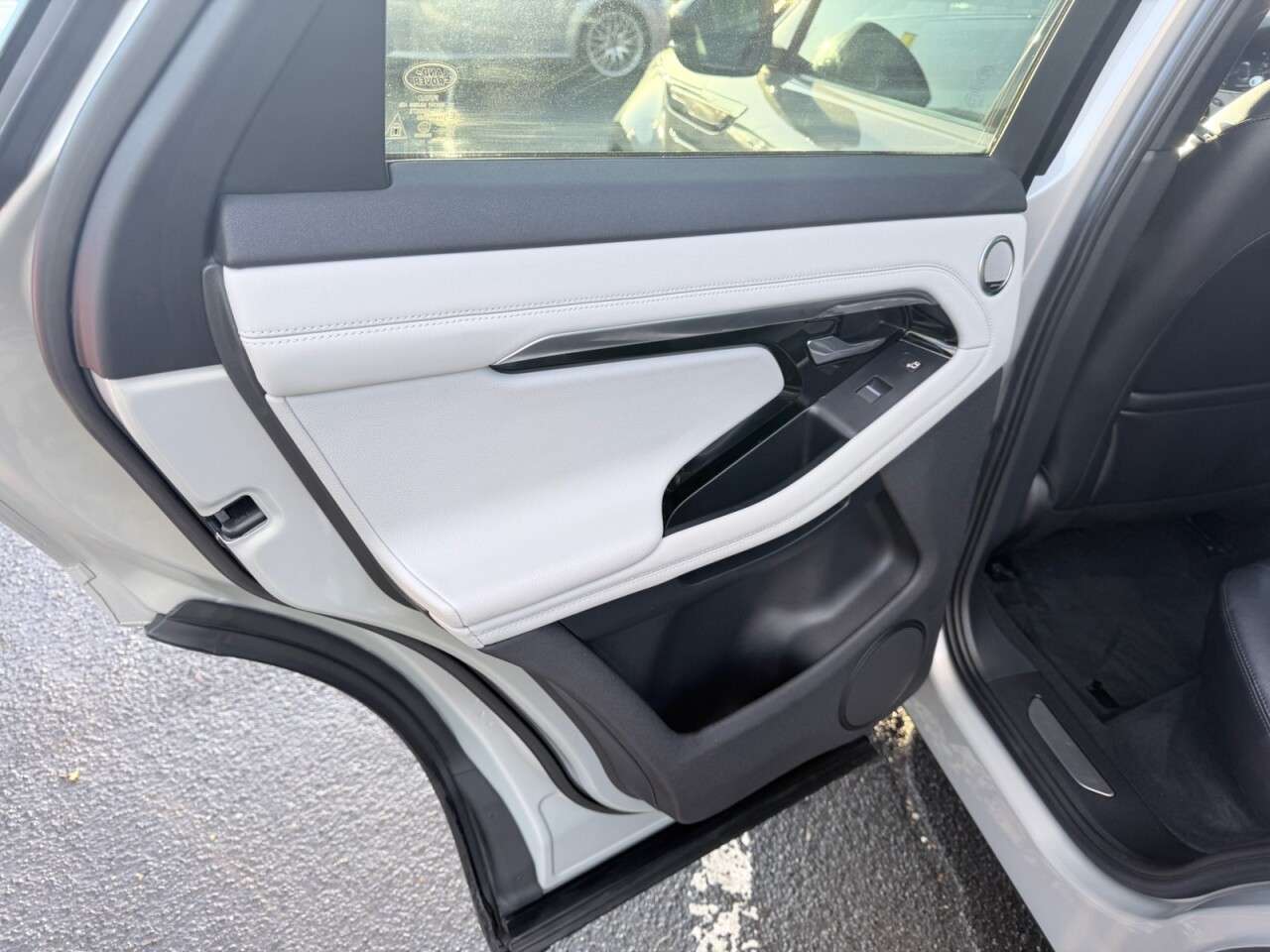 2019 LAND ROVER RANGE ROVER EVOQUE 2019 LAND ROVER RANGE ROVER EVOQUE