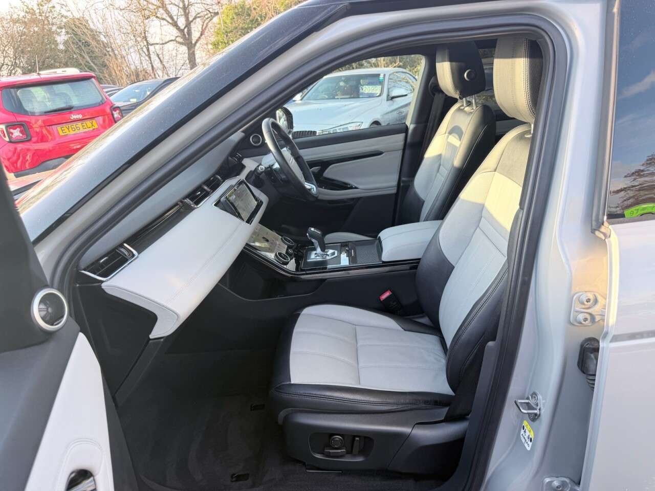 2019 LAND ROVER RANGE ROVER EVOQUE 2019 LAND ROVER RANGE ROVER EVOQUE