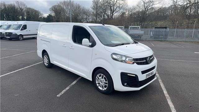 A 2019 VAUXHALL VIVARO White 1.5 Turbo D Euro 6 panel van, 34,000 miles, ULEZ compliant, 6-Speed m A 2019 VAUXHALL VIVARO White 1.5 Turbo D Euro 6 panel van, 34,000 miles, ULEZ compliant, 6-Speed m