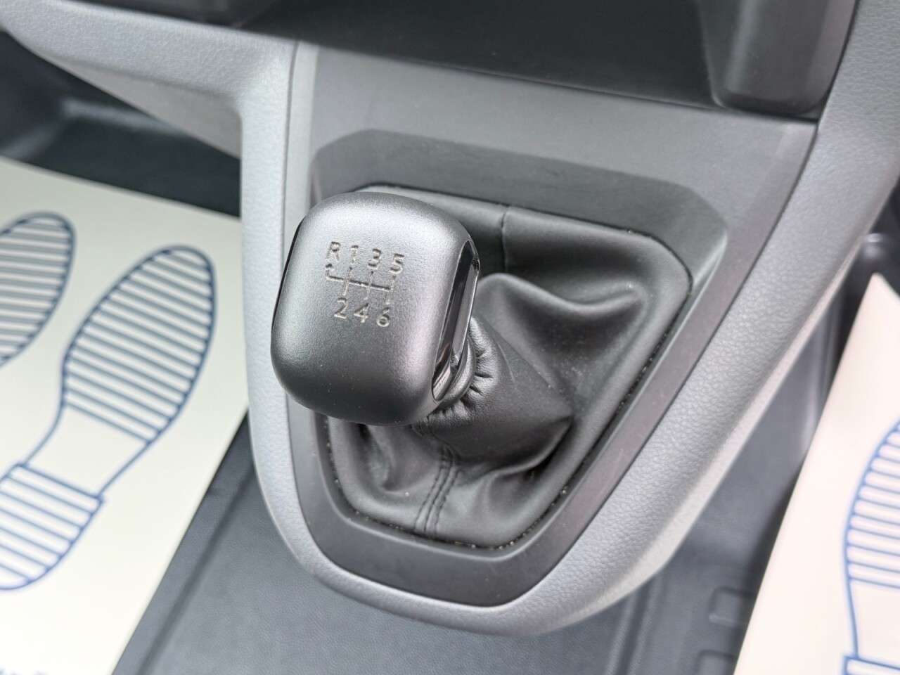 2019 VAUXHALL VIVARO 2019 VAUXHALL VIVARO