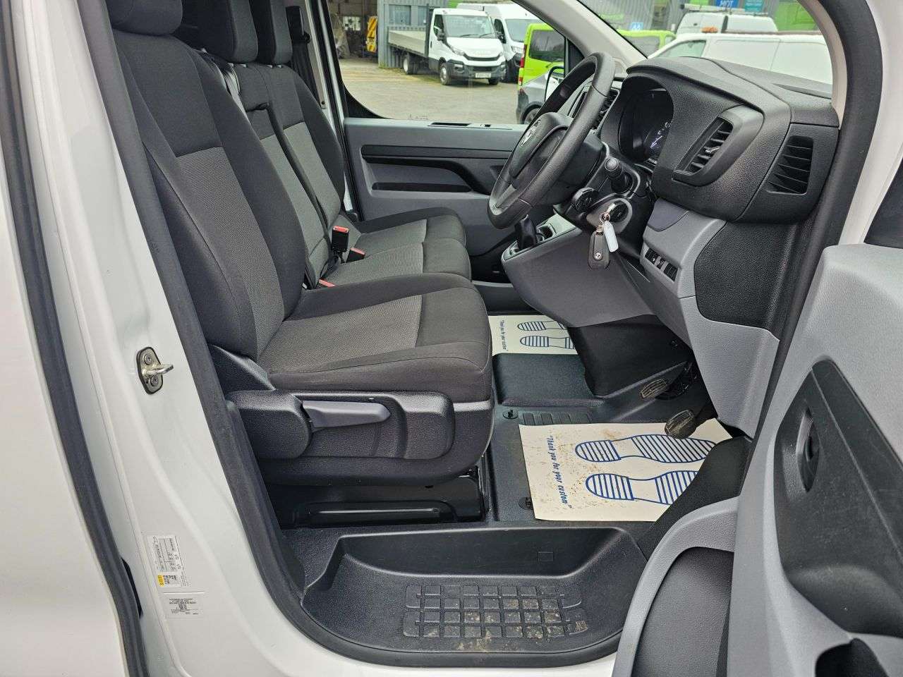 2023 VAUXHALL VIVARO 2023 VAUXHALL VIVARO
