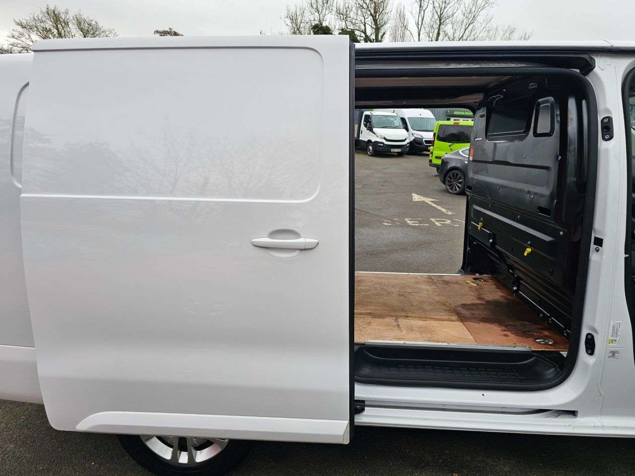 2023 VAUXHALL VIVARO 2023 VAUXHALL VIVARO