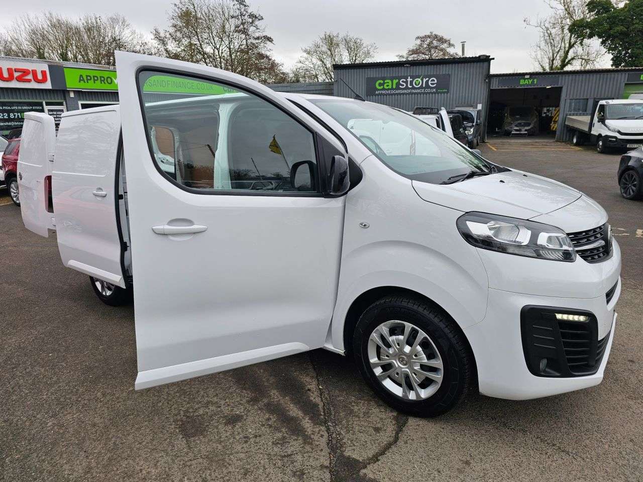 2023 VAUXHALL VIVARO 2023 VAUXHALL VIVARO