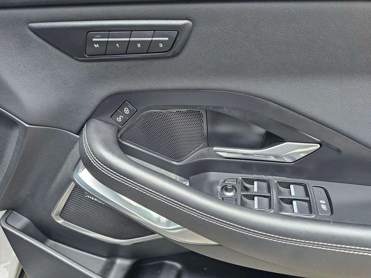 2018 JAGUAR E-PACE 2018 JAGUAR E-PACE