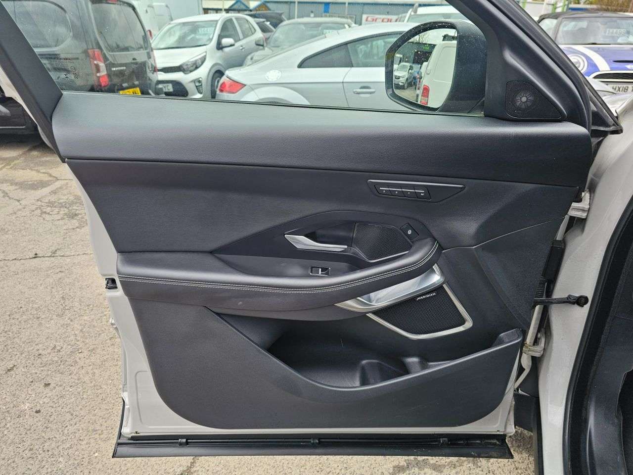 2018 JAGUAR E-PACE 2018 JAGUAR E-PACE