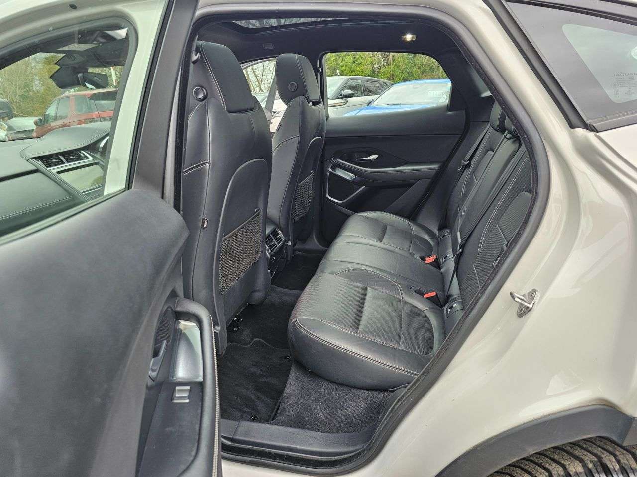 2018 JAGUAR E-PACE 2018 JAGUAR E-PACE