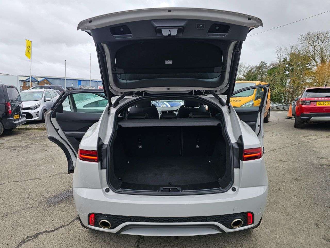 2018 JAGUAR E-PACE 2018 JAGUAR E-PACE