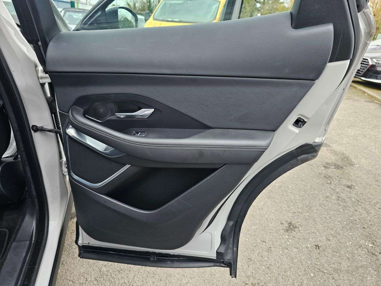 2018 JAGUAR E-PACE 2018 JAGUAR E-PACE