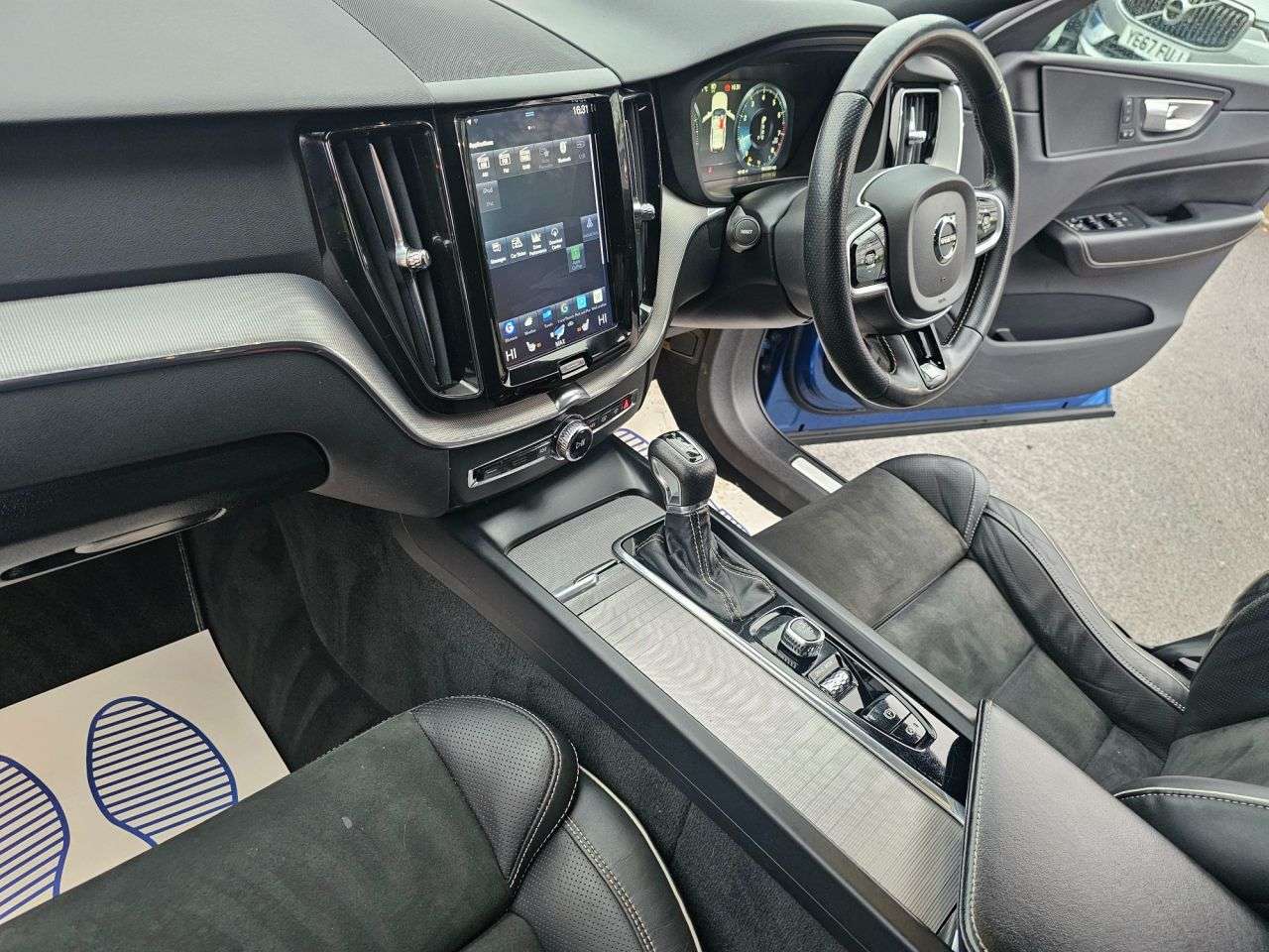 2018 VOLVO XC60 2018 VOLVO XC60