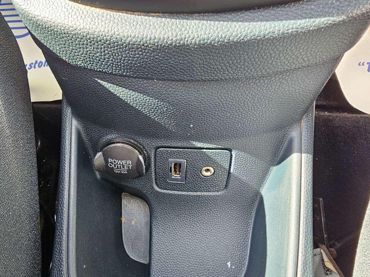 2011 FORD FIESTA 2011 FORD FIESTA