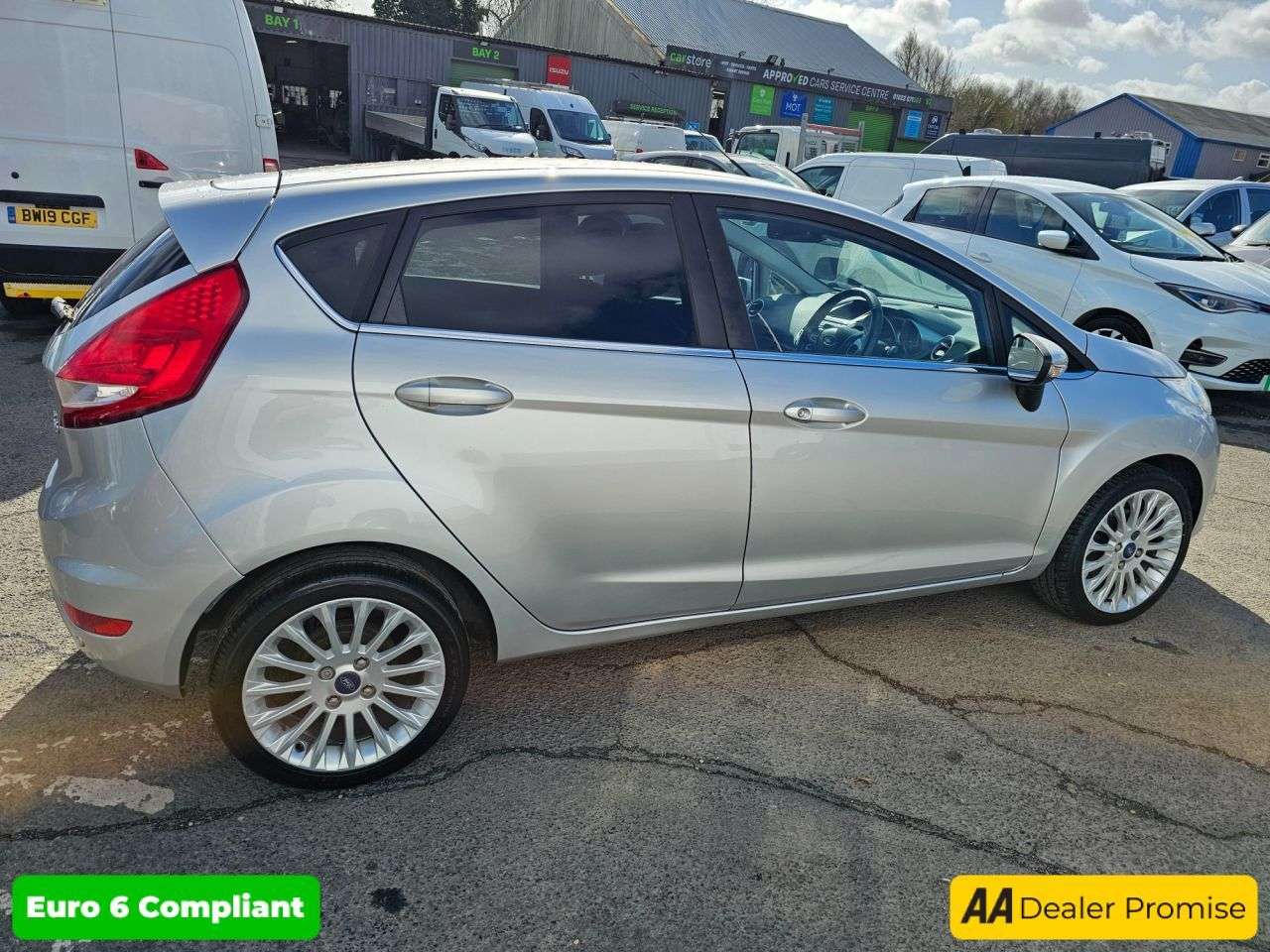 2011 FORD FIESTA 2011 FORD FIESTA