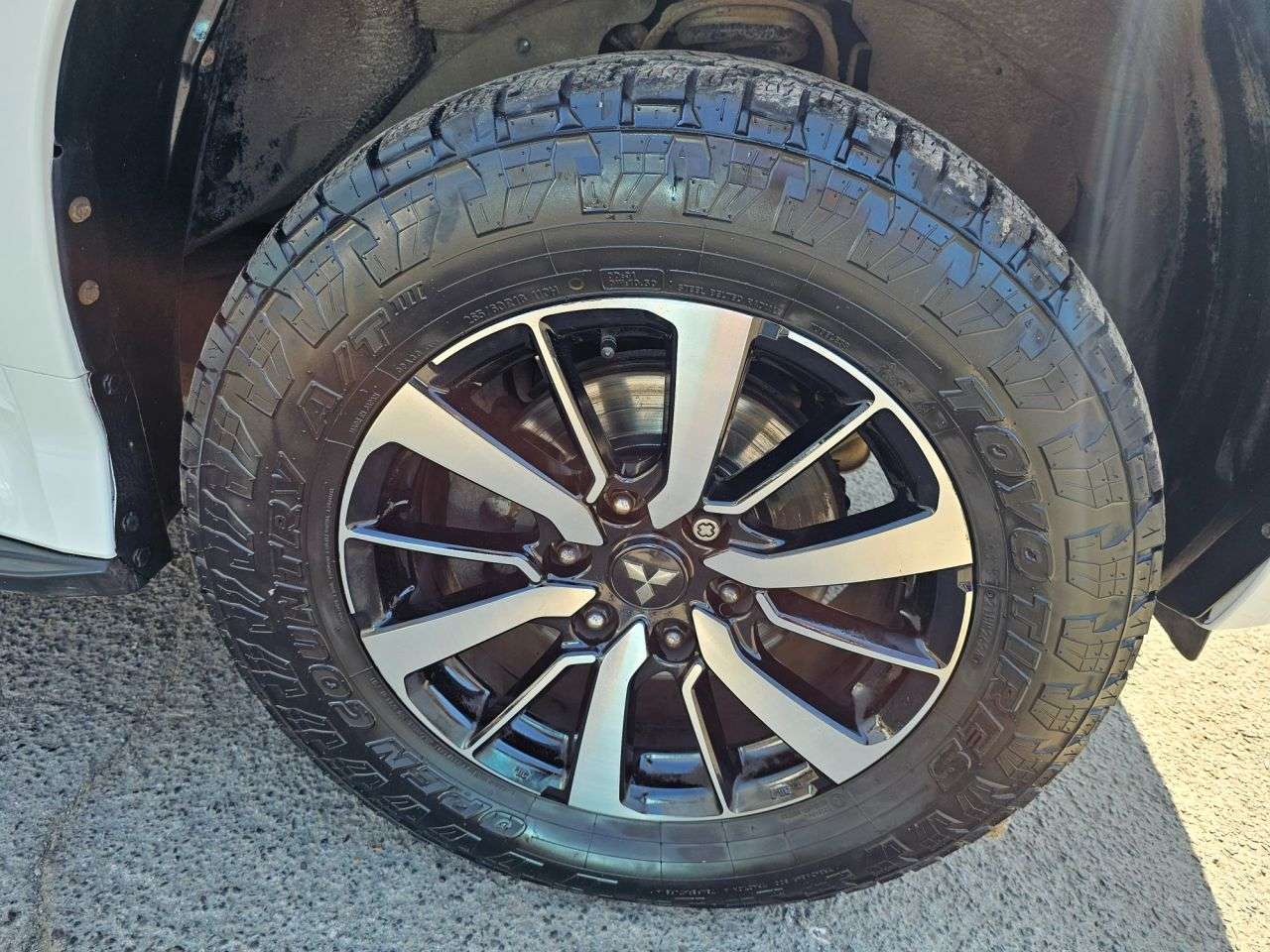 2019 MITSUBISHI SHOGUN SPORT 2019 MITSUBISHI SHOGUN SPORT