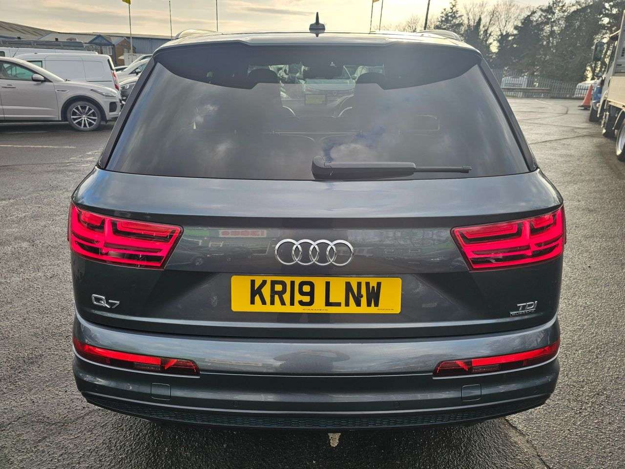 2019 AUDI Q7 2019 AUDI Q7
