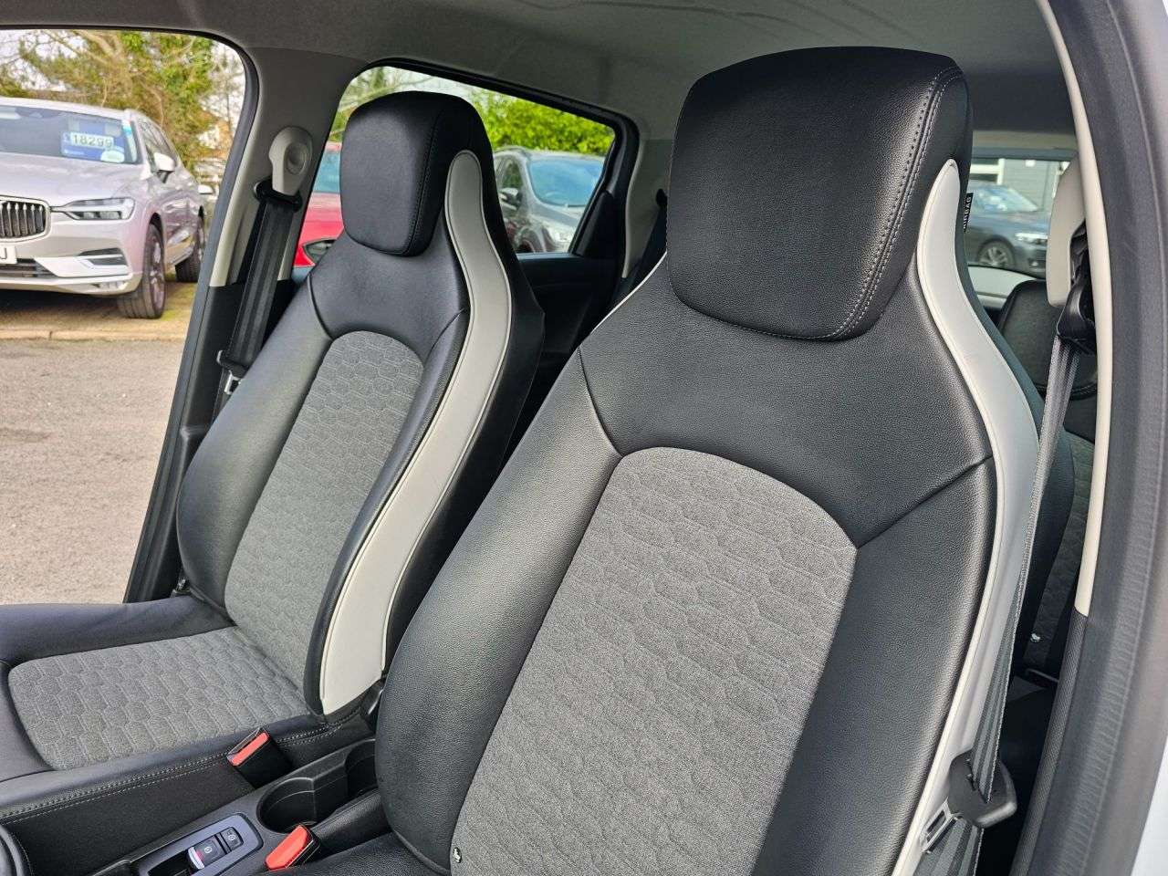 2021 RENAULT ZOE 2021 RENAULT ZOE