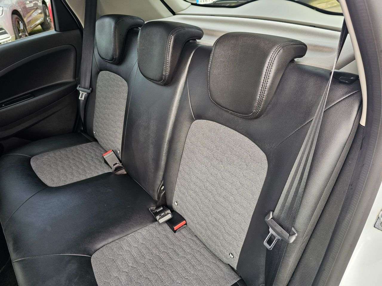 2021 RENAULT ZOE 2021 RENAULT ZOE