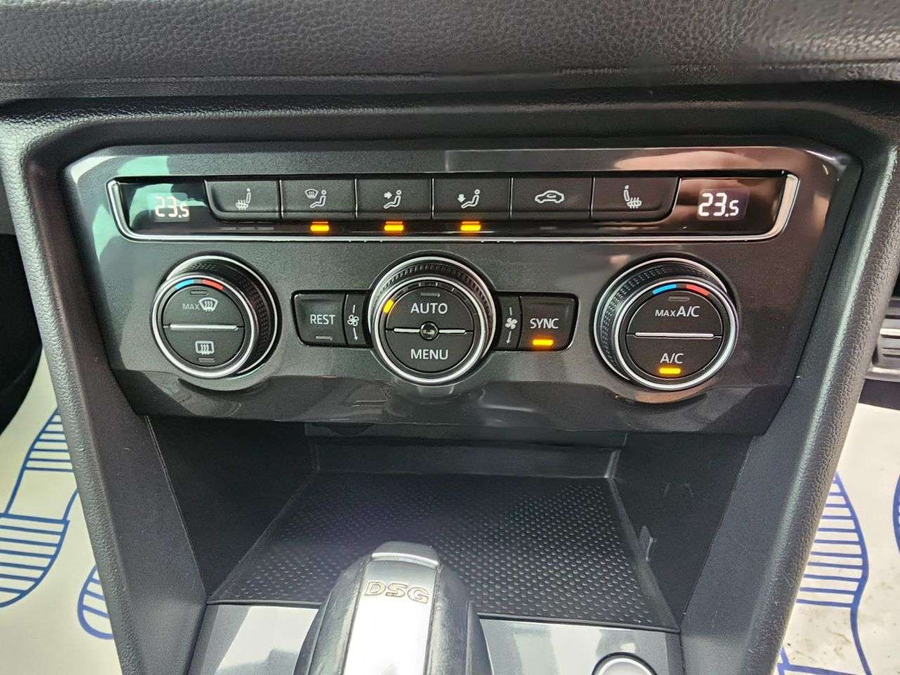 2019 VOLKSWAGEN TIGUAN 2019 VOLKSWAGEN TIGUAN