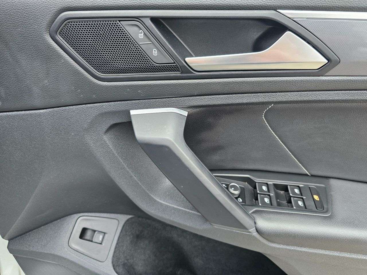 2019 VOLKSWAGEN TIGUAN 2019 VOLKSWAGEN TIGUAN