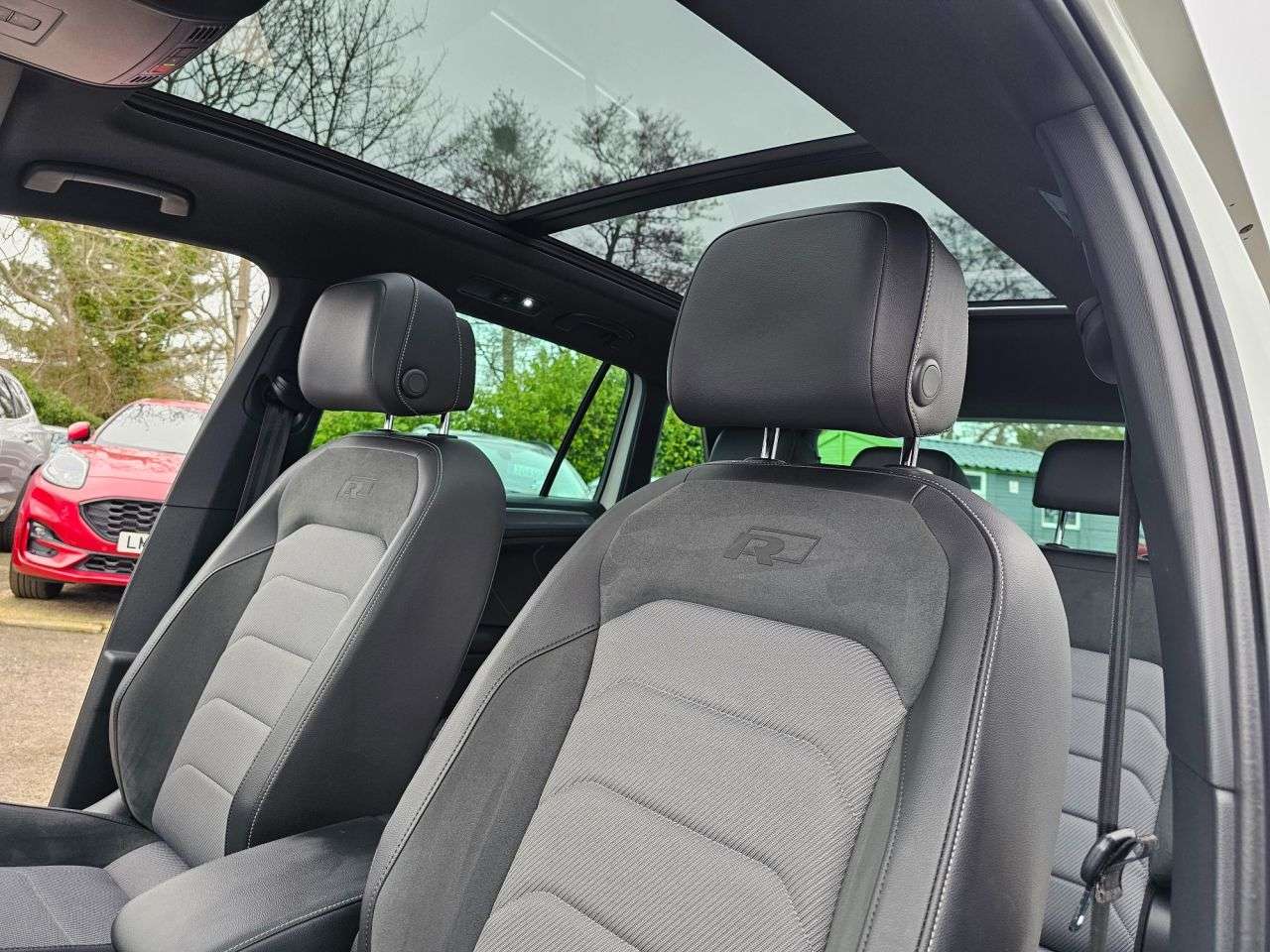 2019 VOLKSWAGEN TIGUAN 2019 VOLKSWAGEN TIGUAN