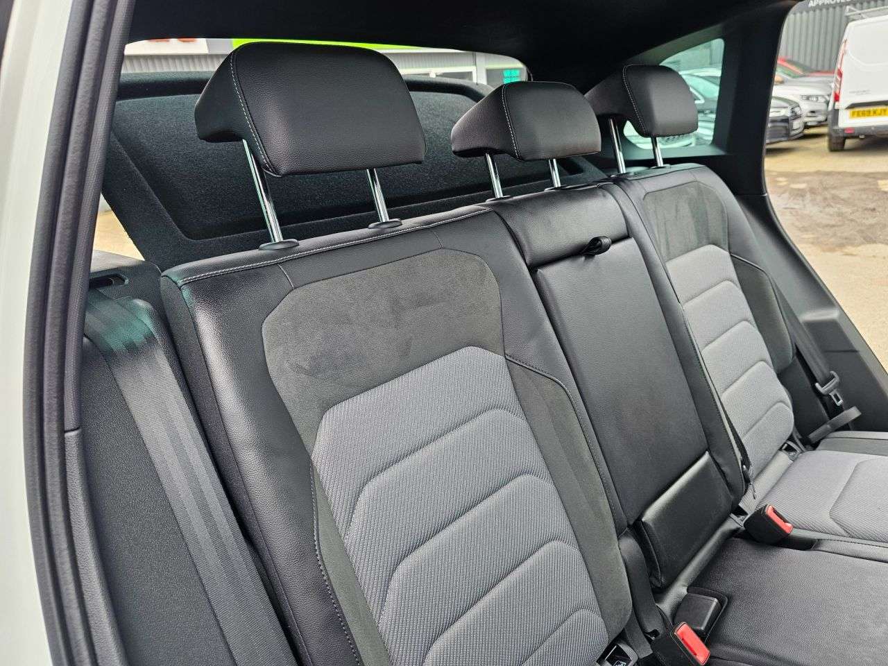 2019 VOLKSWAGEN TIGUAN 2019 VOLKSWAGEN TIGUAN