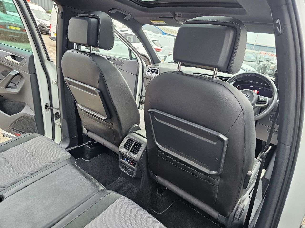 2019 VOLKSWAGEN TIGUAN 2019 VOLKSWAGEN TIGUAN