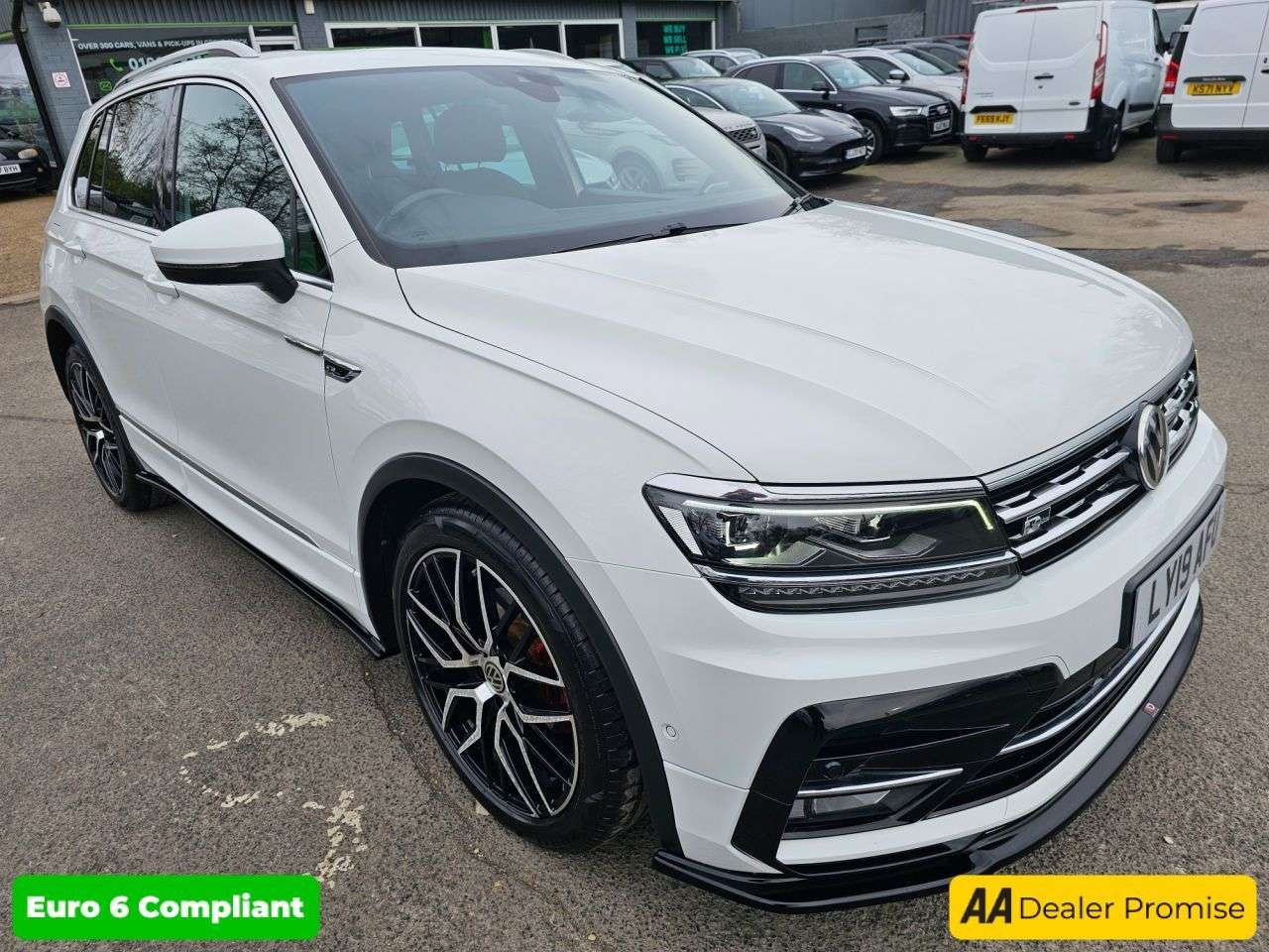 A 2019 VOLKSWAGEN TIGUAN White 1.5 TSI EVO R-Line Euro 6 SUV, 56,000 miles, ULEZ compliant, Automati A 2019 VOLKSWAGEN TIGUAN White 1.5 TSI EVO R-Line Euro 6 SUV, 56,000 miles, ULEZ compliant, Automati