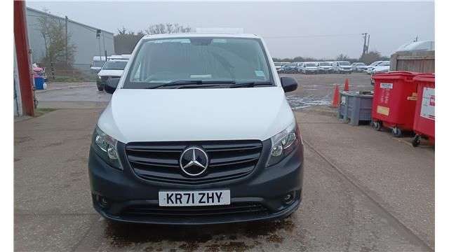 A 2022 MERCEDES-BENZ VITO White 2.0 116 CDI Progressive Euro 6 panel van, 63,200 miles, ULEZ Complian A 2022 MERCEDES-BENZ VITO White 2.0 116 CDI Progressive Euro 6 panel van, 63,200 miles, ULEZ Complian