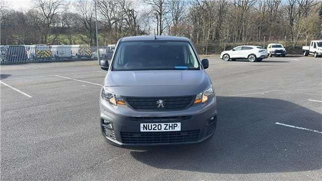 A 2020 PEUGEOT PARTNER White 1.5 BlueHDi Euro 6 panel van, 39,900 miles, ULEZ compliant, 5-Speed m A 2020 PEUGEOT PARTNER White 1.5 BlueHDi Euro 6 panel van, 39,900 miles, ULEZ compliant, 5-Speed m