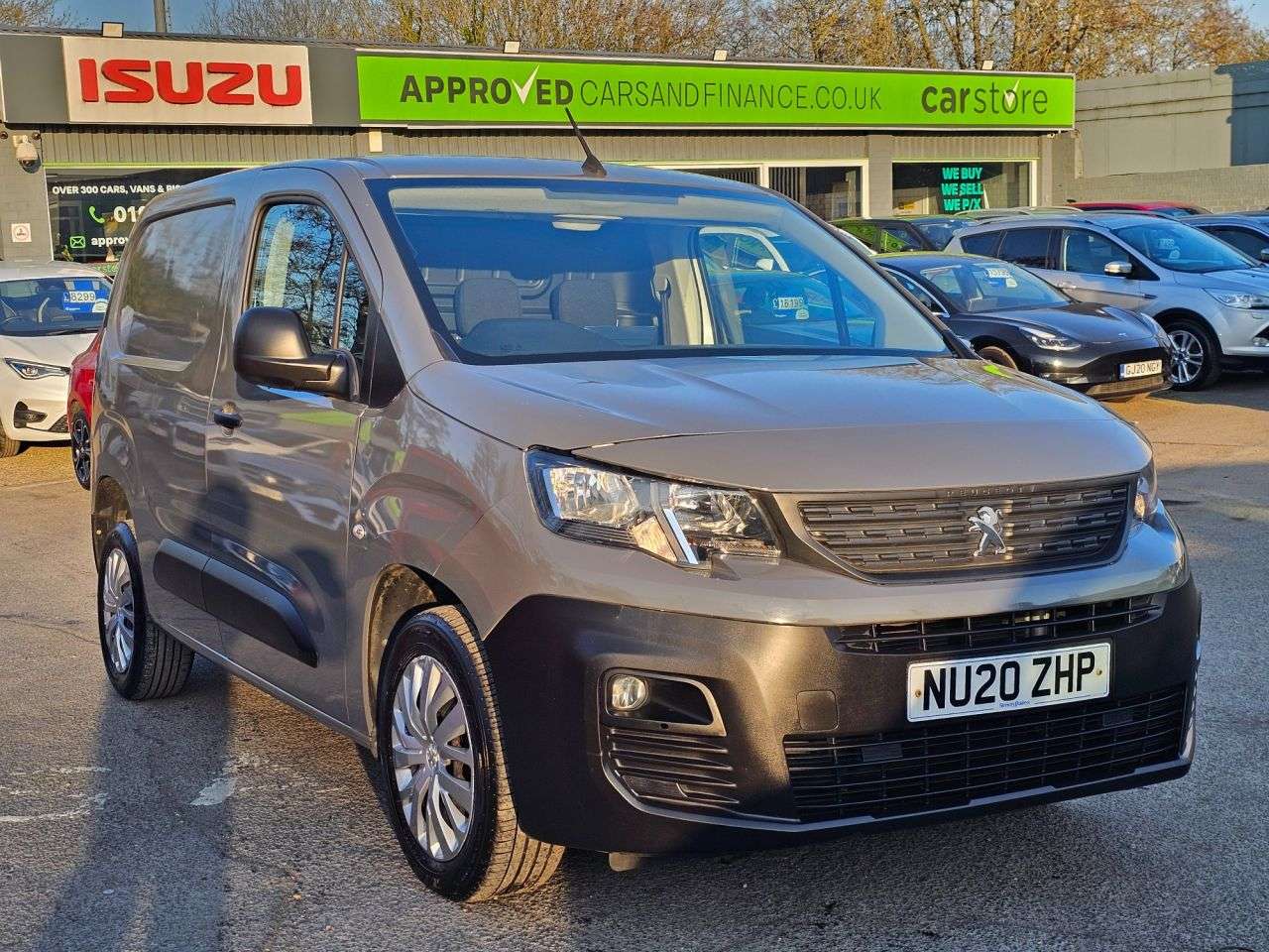 A 2020 PEUGEOT PARTNER White 1.5 BlueHDi Euro 6 panel van, 39,900 miles, ULEZ compliant, 5-Speed m A 2020 PEUGEOT PARTNER White 1.5 BlueHDi Euro 6 panel van, 39,900 miles, ULEZ compliant, 5-Speed m