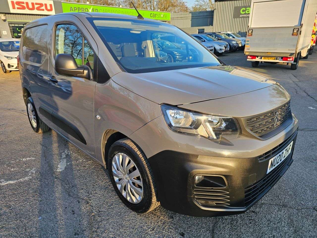 A 2020 PEUGEOT PARTNER White 1.5 BlueHDi Euro 6 panel van, 39,900 miles, ULEZ compliant, 5-Speed m A 2020 PEUGEOT PARTNER White 1.5 BlueHDi Euro 6 panel van, 39,900 miles, ULEZ compliant, 5-Speed m