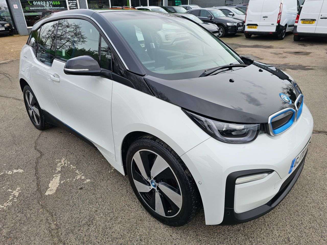 A 2020 BMW I3 White 42.2kWh electric hatchback, 22,729 miles, Automatic, Sat nav, Apple C A 2020 BMW I3 White 42.2kWh electric hatchback, 22,729 miles, Automatic, Sat nav, Apple C