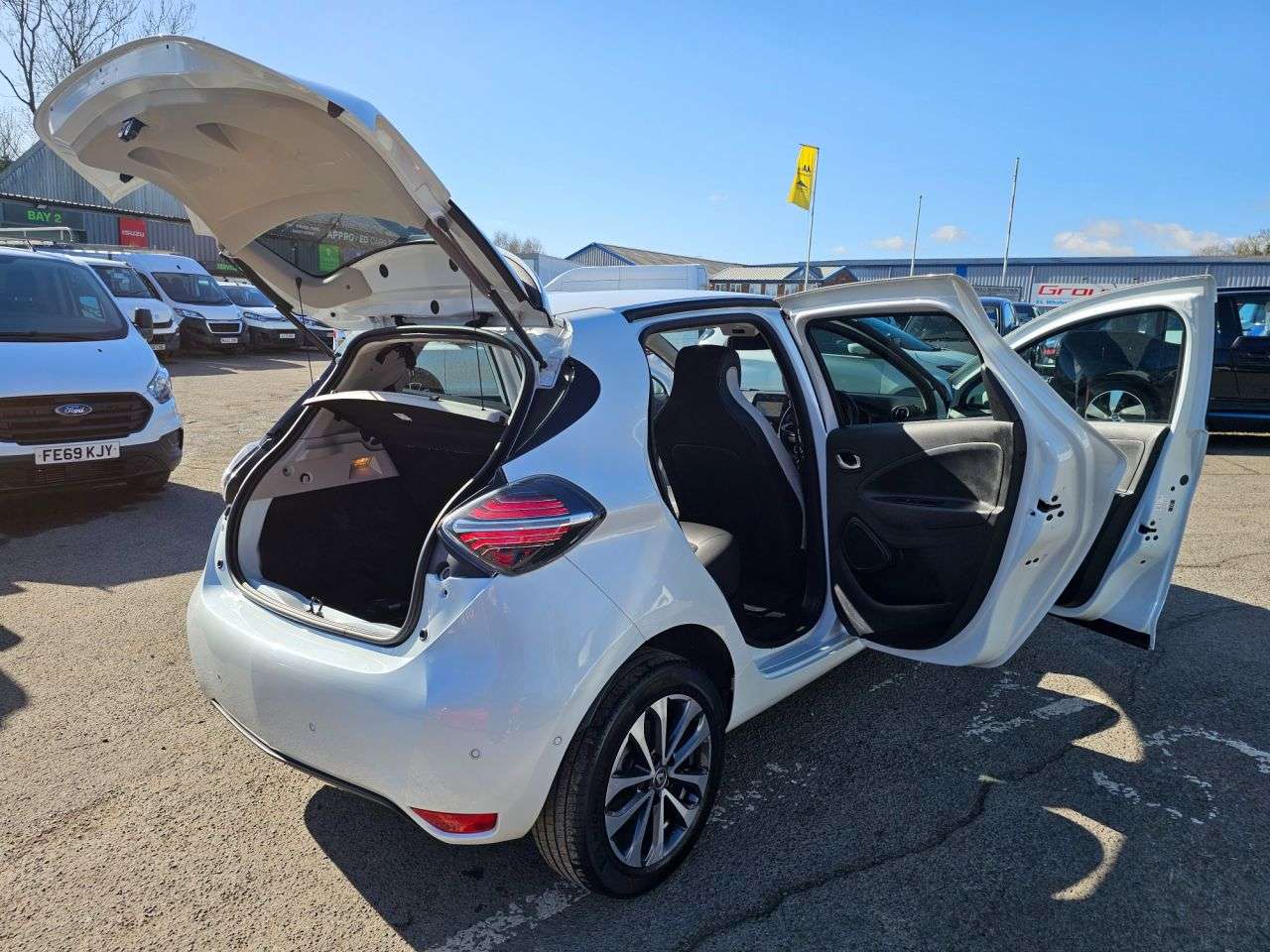 2021 RENAULT ZOE 2021 RENAULT ZOE