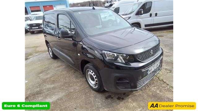 A 2023 PEUGEOT PARTNER Black 1.5 BlueHDi Euro 6 panel van, 25,000 miles, ULEZ compliant, 6-Speed m A 2023 PEUGEOT PARTNER Black 1.5 BlueHDi Euro 6 panel van, 25,000 miles, ULEZ compliant, 6-Speed m